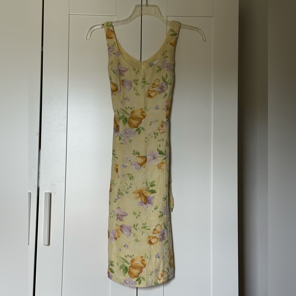 Vintage Floral Yellow Sleeveless Sheath Dress